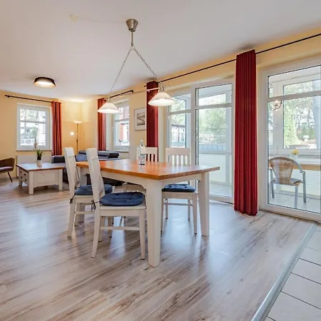 Ostseepark Karavelle 33 * 塞巴特黑灵斯多夫