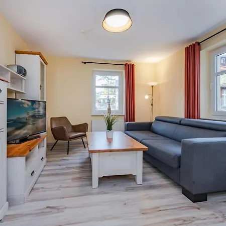 Ostseepark Karavelle 33 公寓