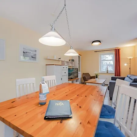 Ostseepark Karavelle 33 公寓 *